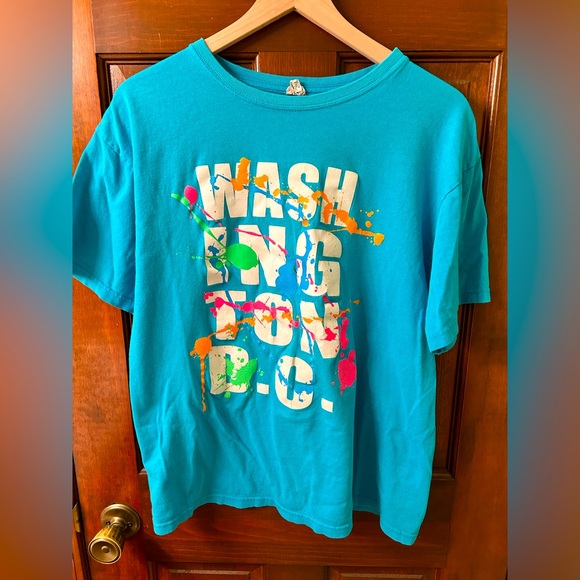 Anvil Other - ANVIL VTG 90s Washington DC tourist graphic tee. Small hole in front.